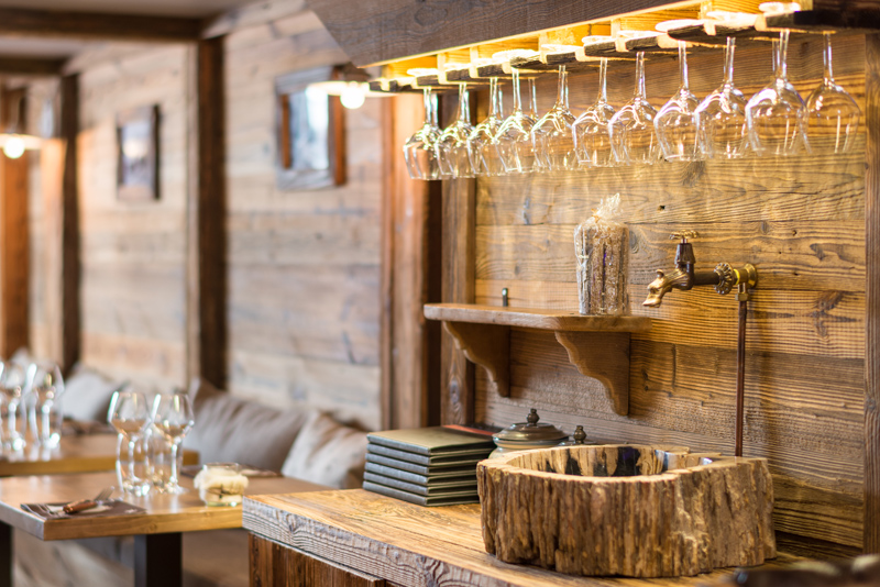 Le Chalet Bar D&eacute;corations